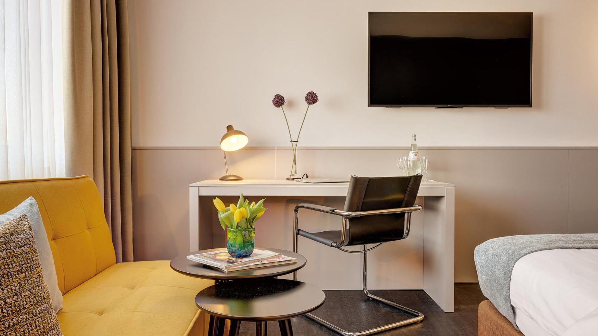 Hotel Central Hof  Bagian luar foto