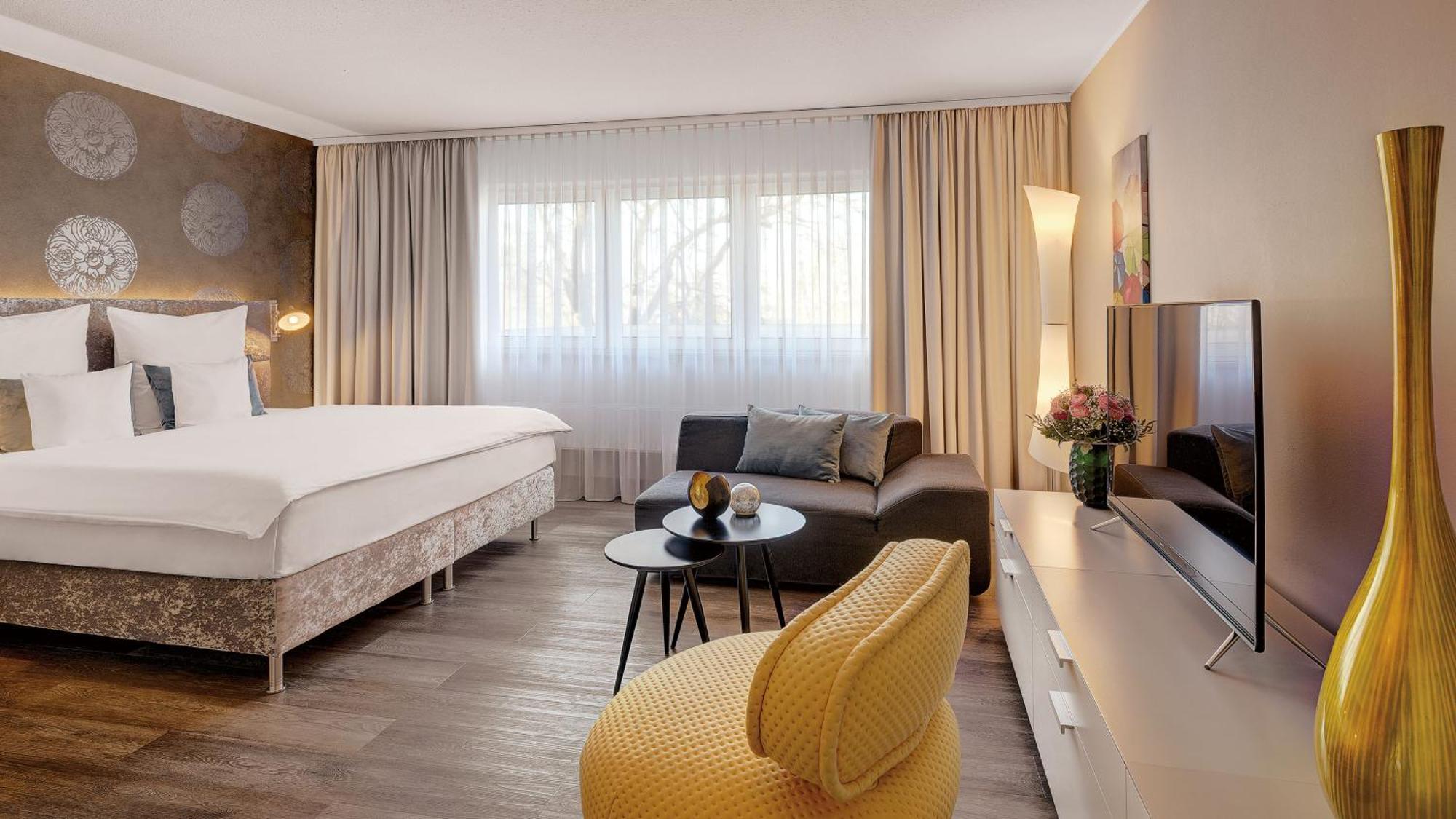 Hotel Central Hof  Bagian luar foto
