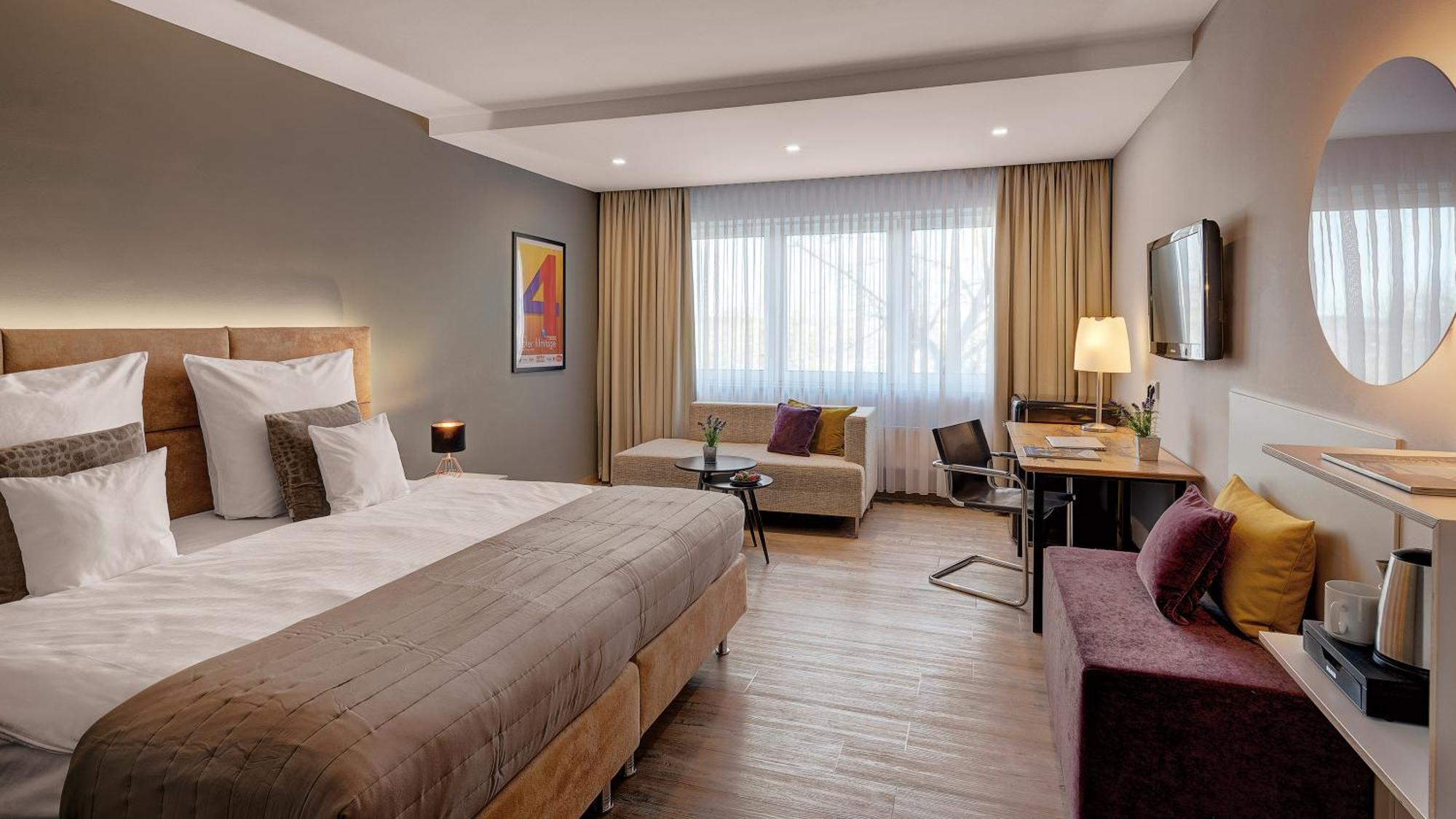 Hotel Central Hof  Bagian luar foto