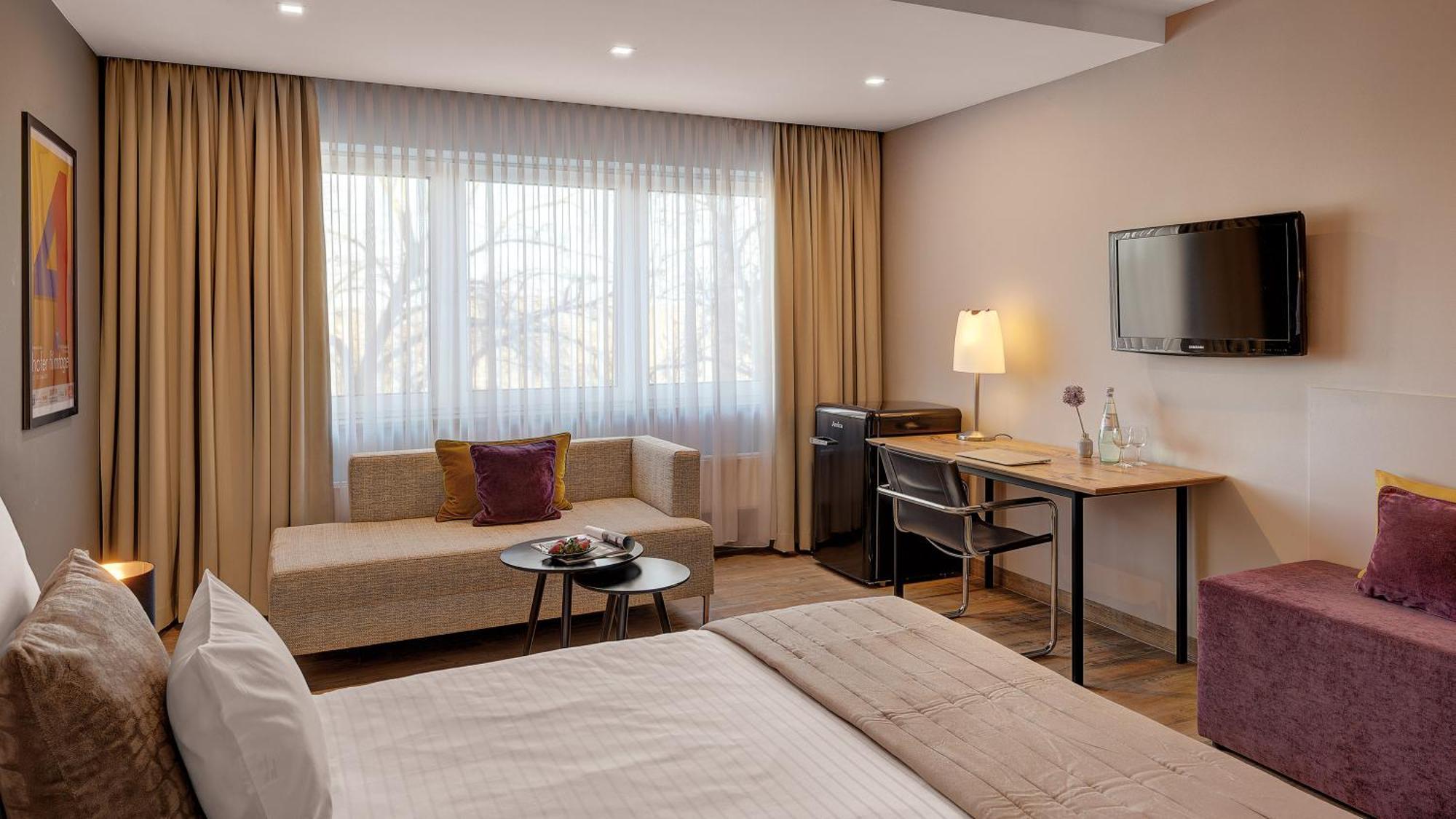 Hotel Central Hof  Bagian luar foto